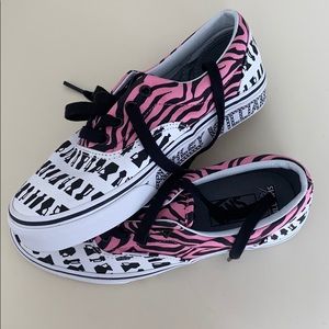NEW vans x ashley williams - sz 7 zebra eras